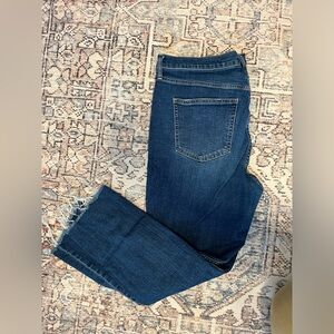 Gap Cigarette High Rise Jean - size 33/16R